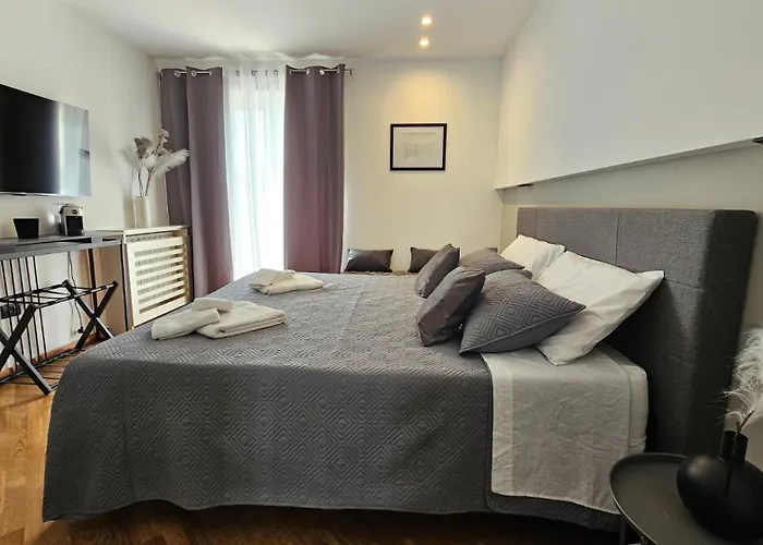 Alojamento de Acomodação e Pequeno-almoço Itanco 4*